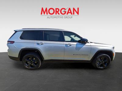 2025 Jeep Grand Cherokee L — side profile view