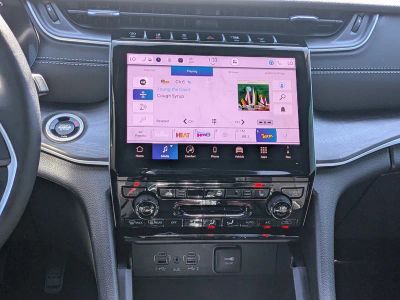 2025 Jeep Grand Cherokee L — photo 17 view