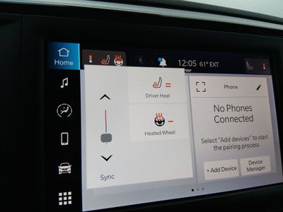 2023 Chrysler Voyager - Photo 18