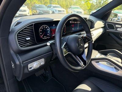 2026 Mercedes-Benz GLE — photo 18 view
