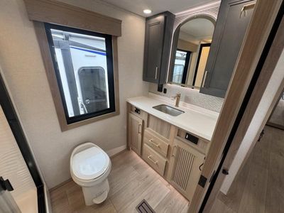 2026 Redwood RV Redwood 371RL Fifth - Photo 18