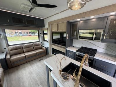 2026 Redwood RV Redwood 371RL Fifth - Photo 14