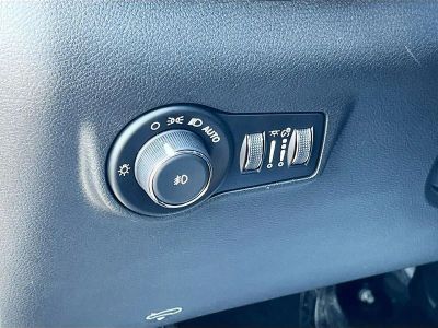 2026 Jeep Compass — photo 10 view