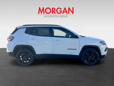 2026 Jeep Compass — photo 8 view