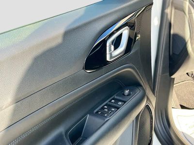 2026 Jeep Compass — photo 17 view