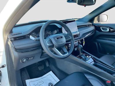 2026 Jeep Compass — photo 9 view