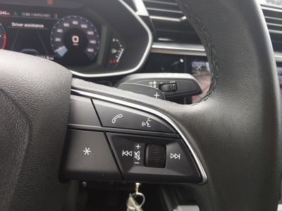 2025 Audi Q3 — photo 13 view