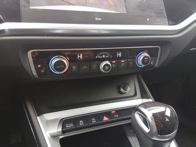 2025 Audi Q3 — photo 18 view