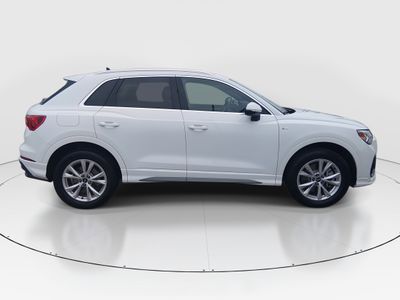 2025 Audi Q3 — photo 8 view