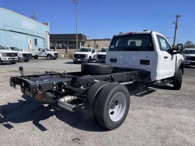 2026 Ford F-550SD - Photo 3