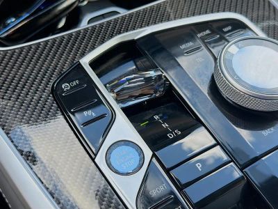 2025 BMW X7 — photo 13 view