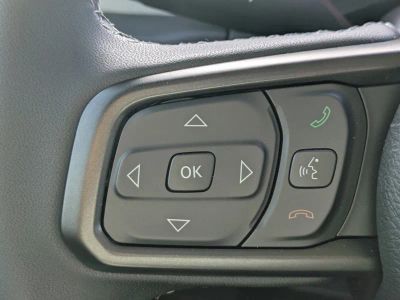 2026 Jeep Wrangler — photo 18 view