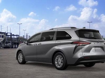 2026 Toyota Sienna - Photo 8