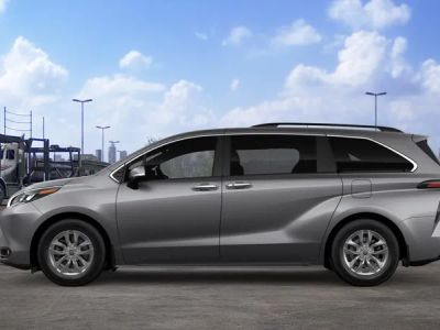 2026 Toyota Sienna - Photo 6