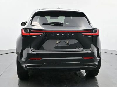2026 Lexus NX HYBRID - Photo 4