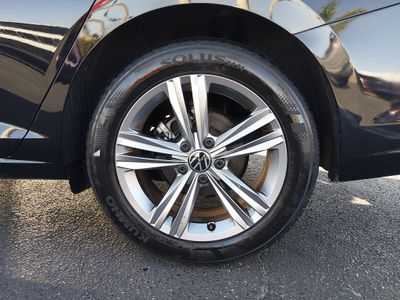 2024 Volkswagen Jetta — photo 10 view