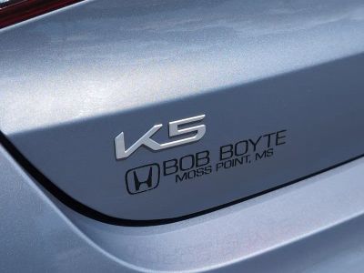 2023 Kia K5 - Photo 5