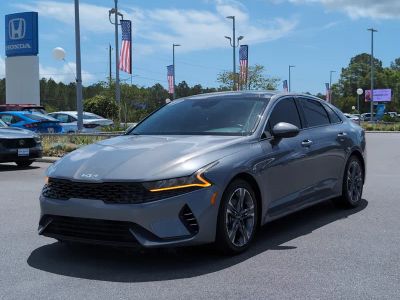 2023 Kia K5 - Photo 9