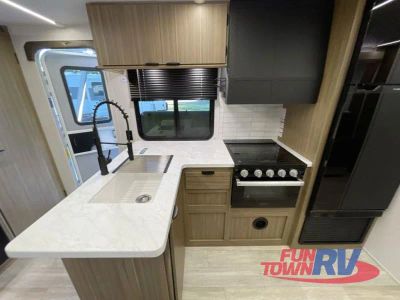 2025 Forest River RV Wildwood X-Lite - Photo 8