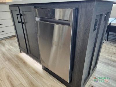2027 Venture RV SportTrek Touring Edition — photo 15 view
