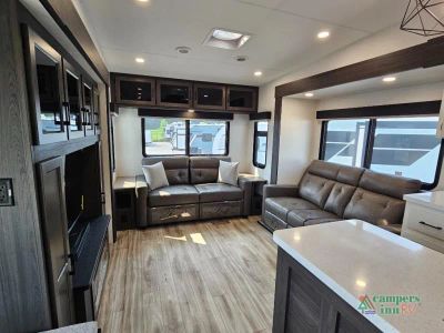 2027 Venture RV SportTrek Touring Edition — photo 37 view