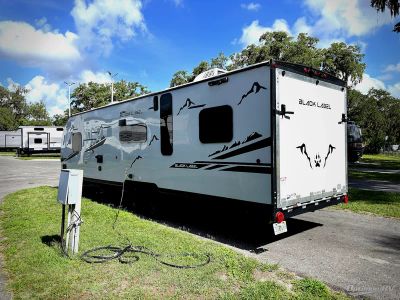 2023 Forest River Cherokee Grey Wolf Black Label - Photo 3