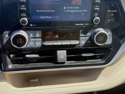 2021 Toyota Highlander — photo 15 view
