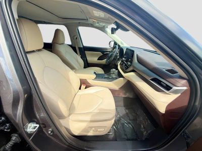 2021 Toyota Highlander — photo 34 view