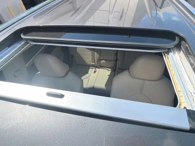 2021 Toyota Highlander — photo 17 view