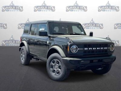 2026 Ford Bronco Big Bend in Black — front three-quarter view