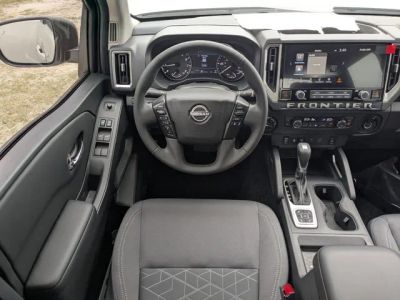 2026 Nissan Frontier — photo 14 view