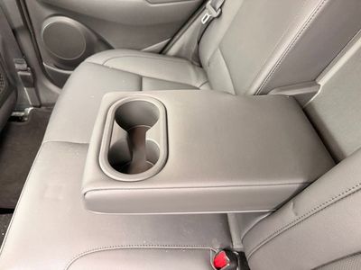 2022 Hyundai Kona Limited — photo 33 view