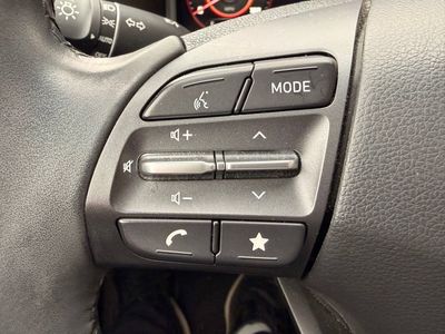 2022 Hyundai Kona Limited — photo 26 view