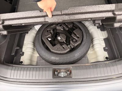 2022 Hyundai Kona Limited — photo 40 view