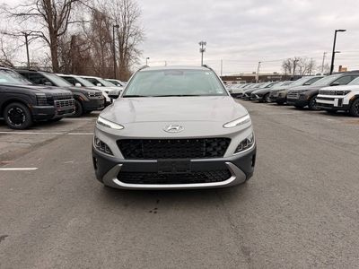 2022 Hyundai Kona Limited — photo 10 view