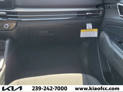 2026 Kia Sportage — photo 16 view