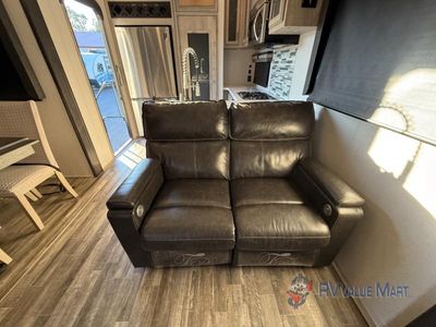 2021 Keystone RV Alpine - Photo 14