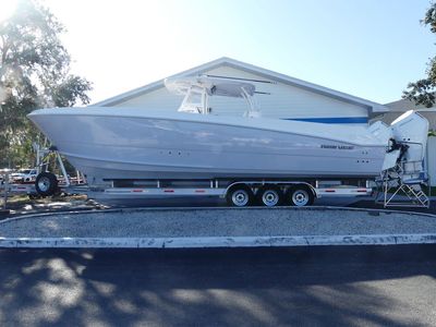2026 Twin Vee 340 Center Console GFX - Photo 2