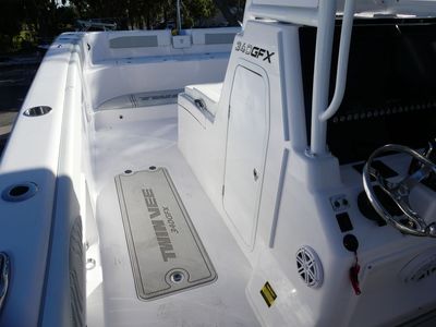 2026 Twin Vee 340 Center Console GFX - Photo 18
