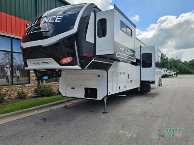 2026 Alliance RV Valor - Photo 3