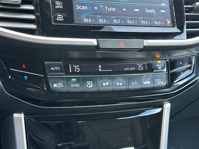 2016 Honda Accord - Photo 21