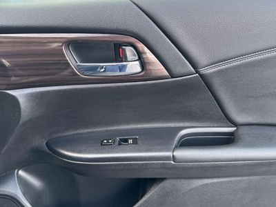 2016 Honda Accord - Photo 18