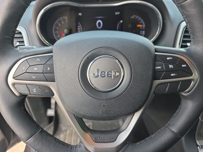 2018 Jeep Grand Cherokee - Photo 19