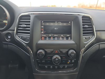 2018 Jeep Grand Cherokee - Photo 11
