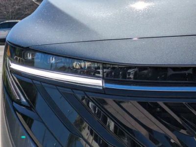 2026 Nissan Sentra — photo 11 view