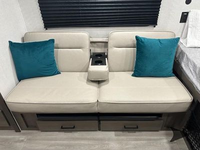 2026 Grand Design Transcend One - Photo 36