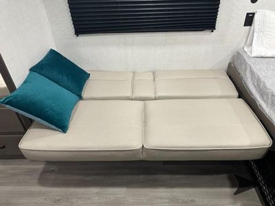 2026 Grand Design Transcend One - Photo 37