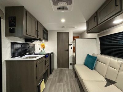 2026 Grand Design Transcend One - Photo 20