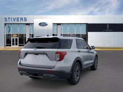 2022 Ford Explorer - Photo 8