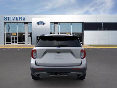 2022 Ford Explorer - Photo 5
